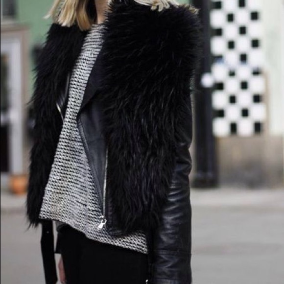 Carmen Marc Valvo Couture Fur Wrap O/S - Picture 5 of 5